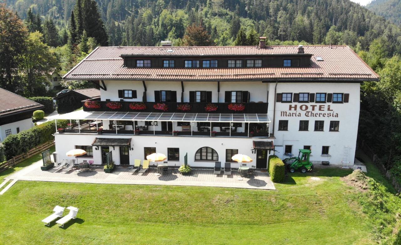 Gastehaus Maria Theresia Hotel Garni Шлирзе Экстерьер фото